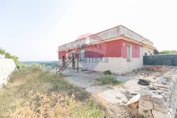 casa indipendente in vendita ad Augusta