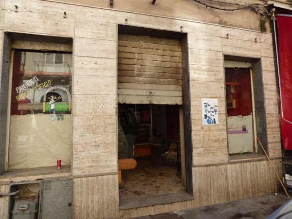 locale di sgombero in vendita ad Augusta