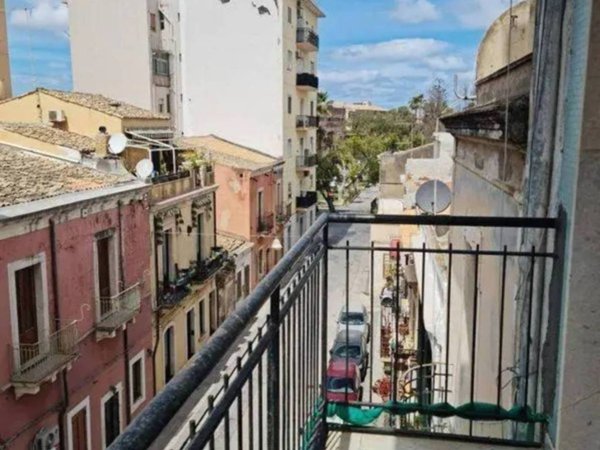 appartamento in vendita ad Augusta