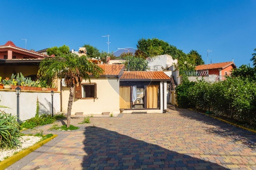 casa indipendente in vendita ad Augusta