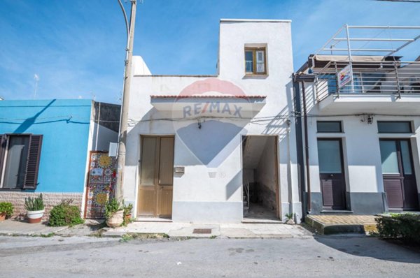 casa indipendente in vendita ad Augusta