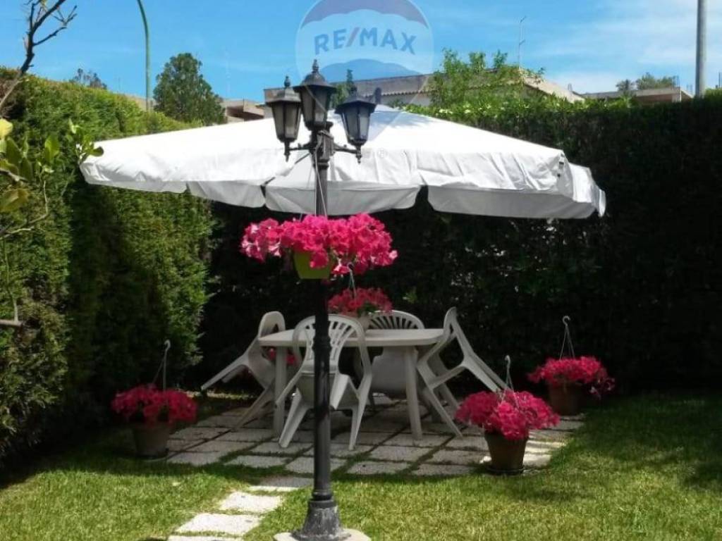 casa indipendente in vendita ad Augusta