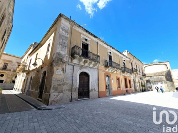 casa indipendente in vendita ad Augusta