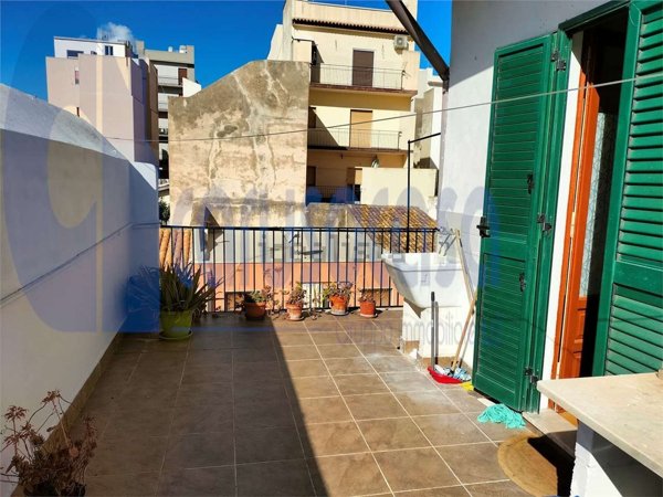 casa indipendente in vendita ad Augusta