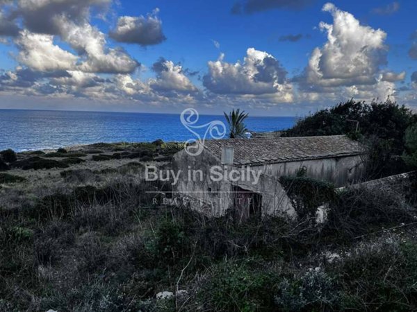 casa indipendente in vendita ad Augusta