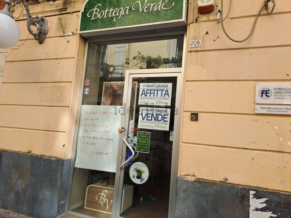 locale commerciale in vendita ad Augusta