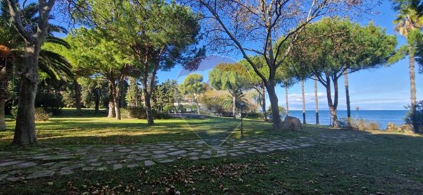 casa indipendente in vendita ad Augusta