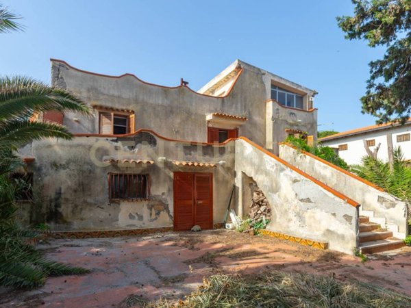 casa indipendente in vendita ad Augusta