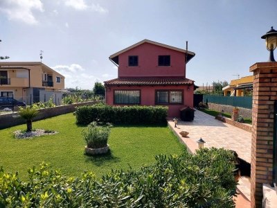 casa indipendente in vendita ad Augusta