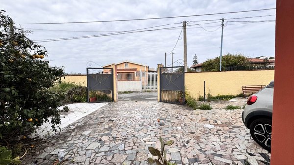 casa indipendente in vendita ad Augusta