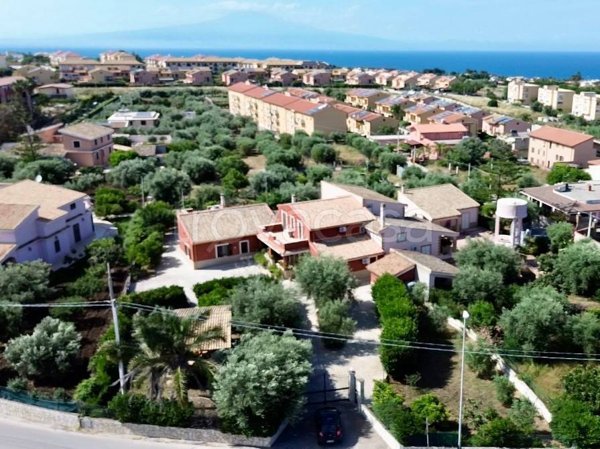casa indipendente in vendita ad Augusta