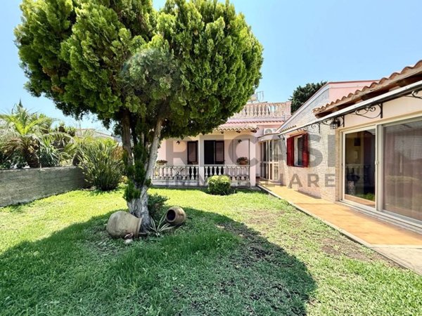 casa indipendente in vendita ad Augusta