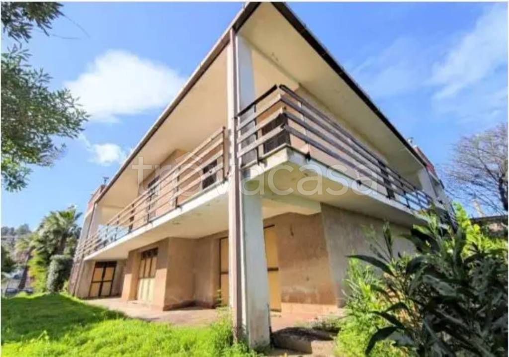 casa indipendente in vendita ad Augusta