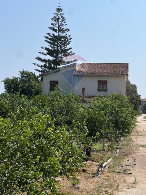 casa indipendente in vendita ad Augusta