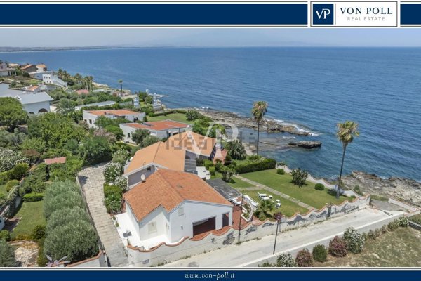 casa indipendente in vendita ad Augusta