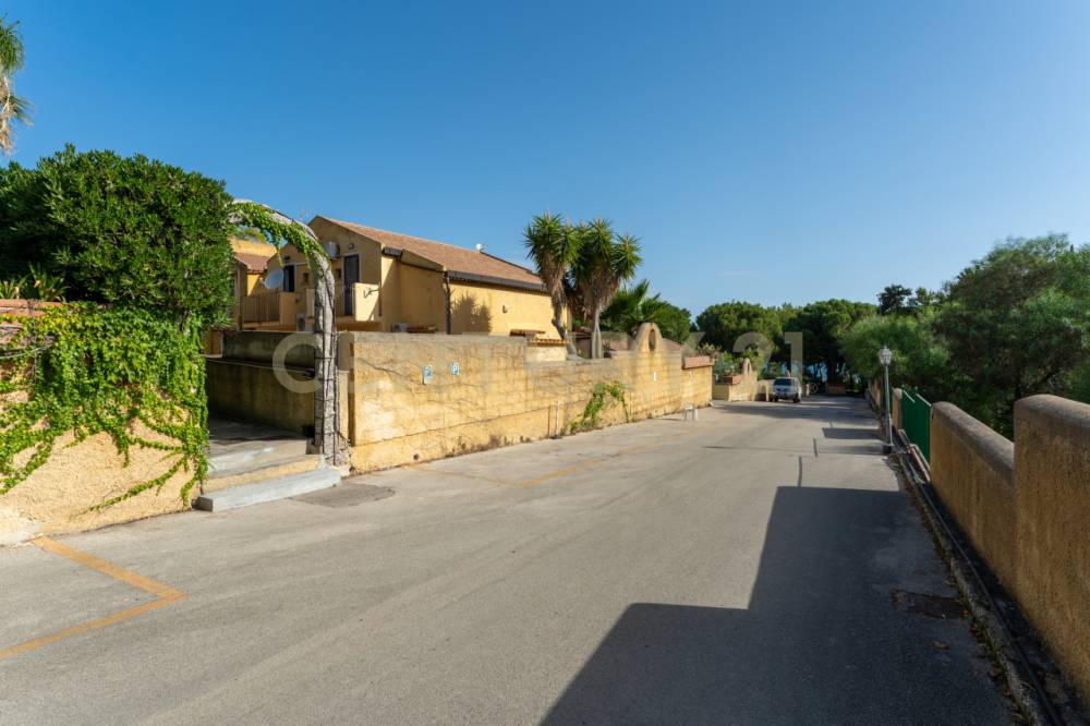 casa indipendente in vendita ad Augusta