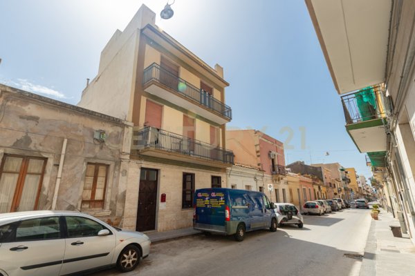 appartamento in vendita ad Augusta
