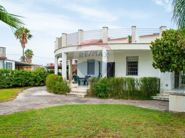 casa indipendente in vendita ad Augusta