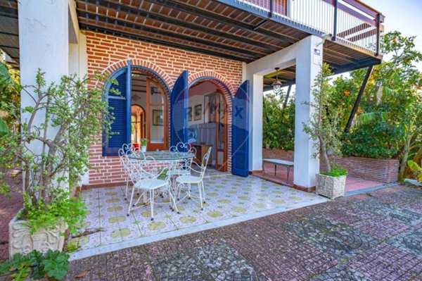 casa indipendente in vendita ad Augusta