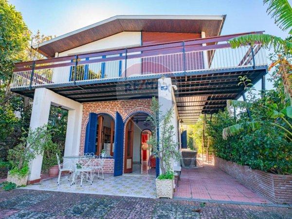 casa indipendente in vendita ad Augusta