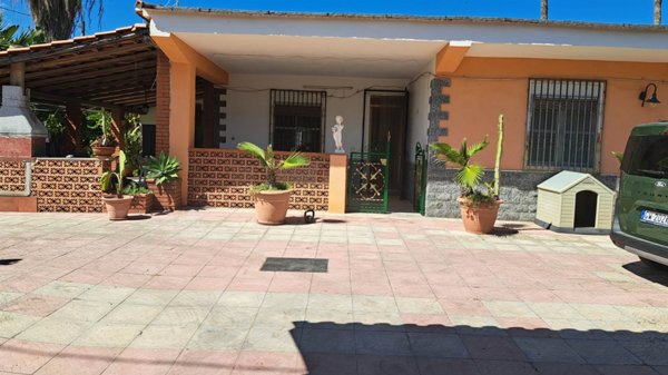 casa indipendente in vendita ad Augusta