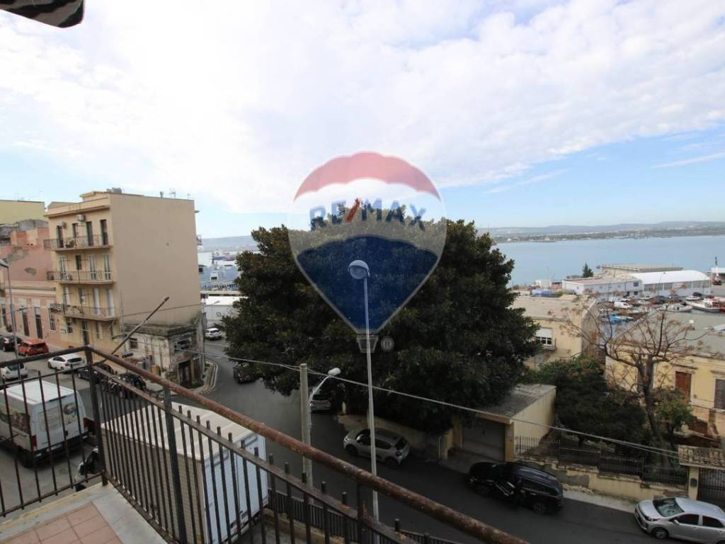 appartamento in vendita ad Augusta