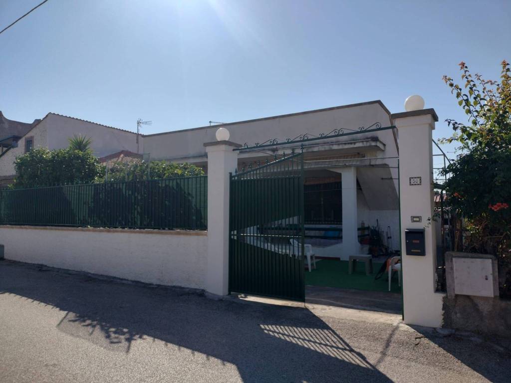 casa indipendente in vendita ad Augusta