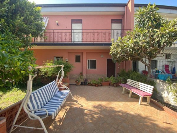 casa indipendente in vendita ad Augusta
