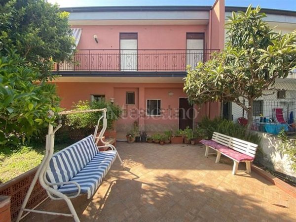 casa indipendente in vendita ad Augusta