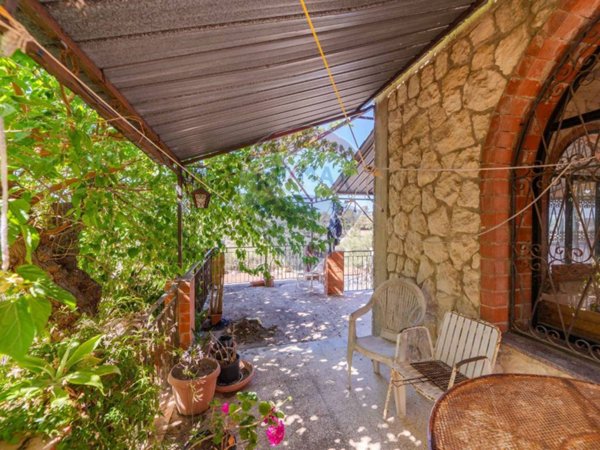 casa indipendente in vendita ad Augusta