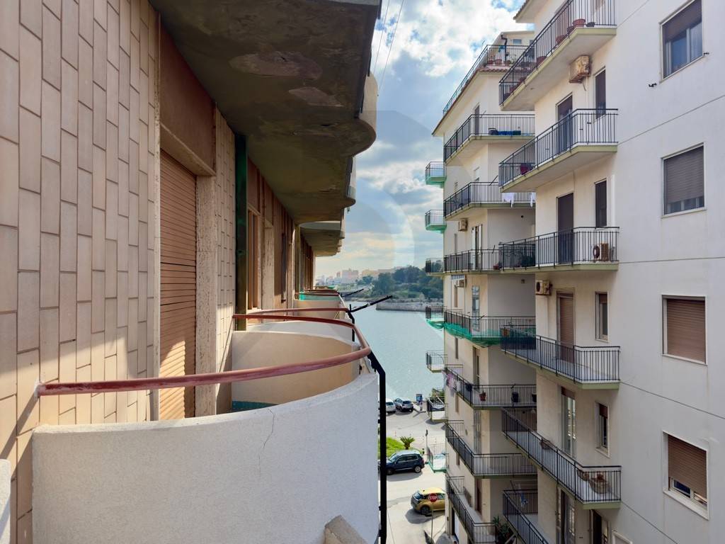 appartamento in vendita ad Augusta