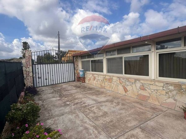 casa indipendente in vendita ad Augusta