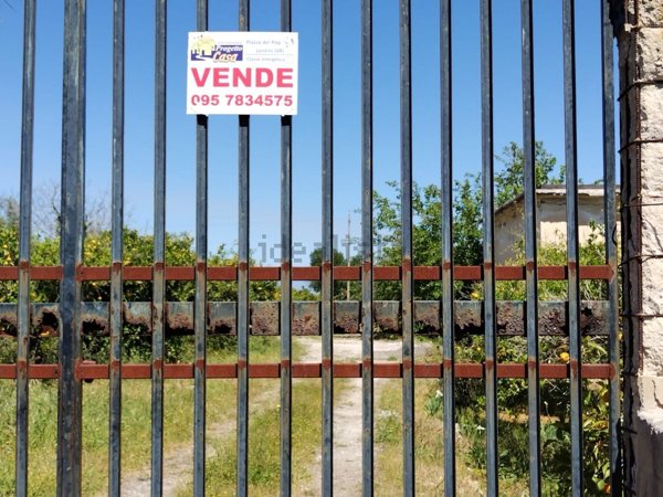 terreno in vendita ad Augusta