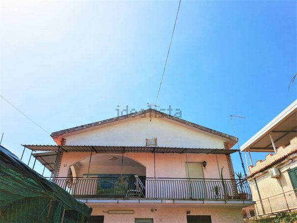 casa indipendente in vendita ad Augusta