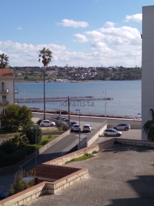 appartamento in vendita ad Augusta