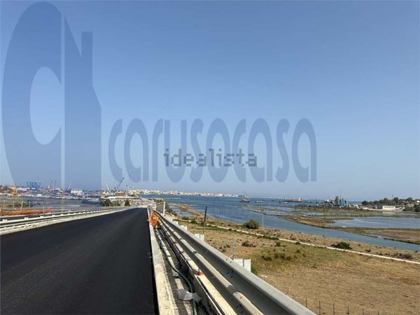 terreno industriale in vendita ad Augusta