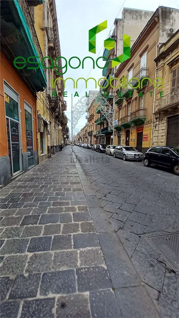 locale commerciale in vendita ad Augusta