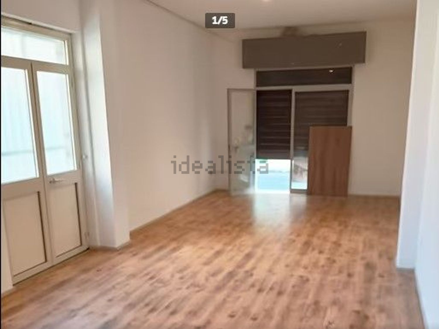 locale commerciale in vendita ad Augusta