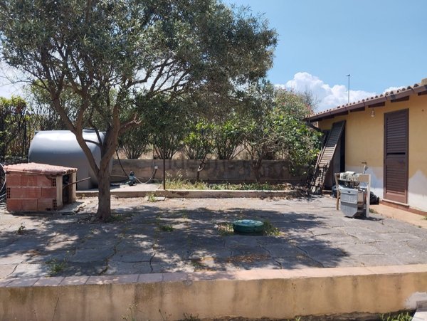 casa indipendente in vendita ad Augusta