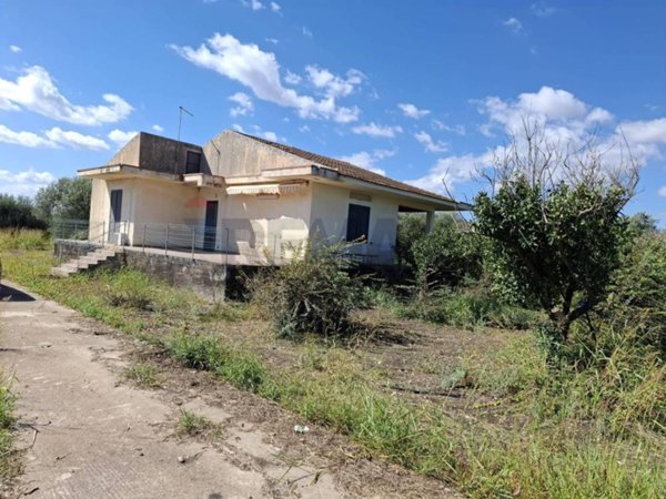 casa indipendente in vendita ad Augusta