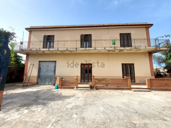 casa indipendente in vendita ad Augusta
