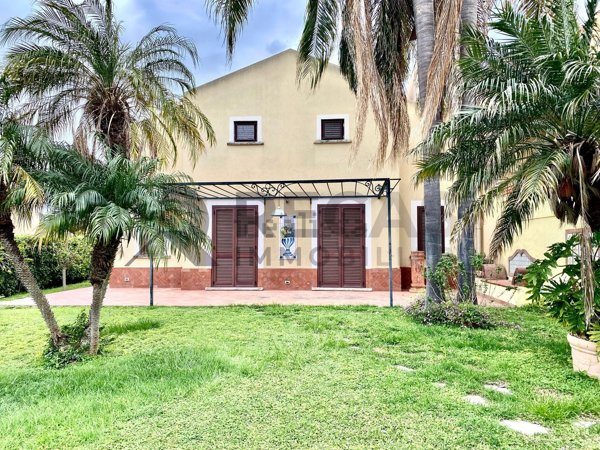 casa indipendente in vendita ad Augusta