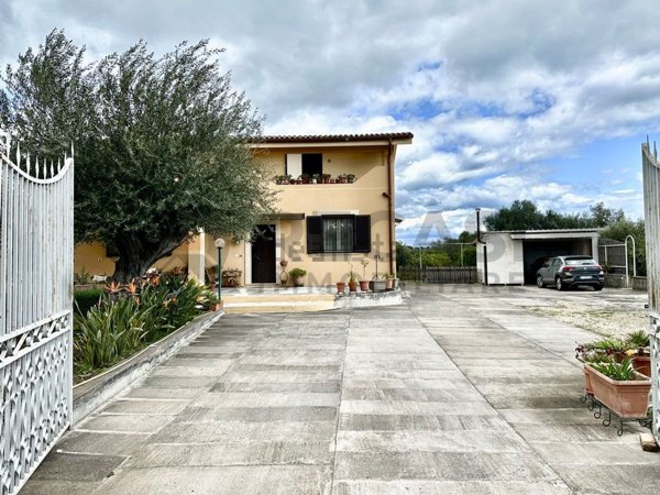 casa indipendente in vendita ad Augusta