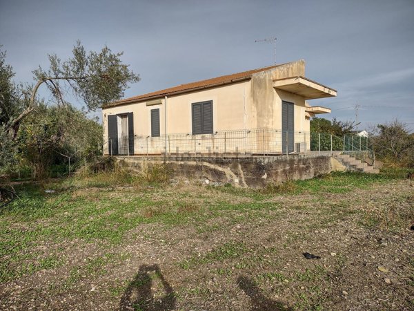 casa indipendente in vendita ad Augusta