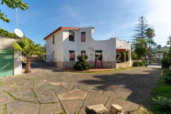 casa indipendente in vendita ad Augusta