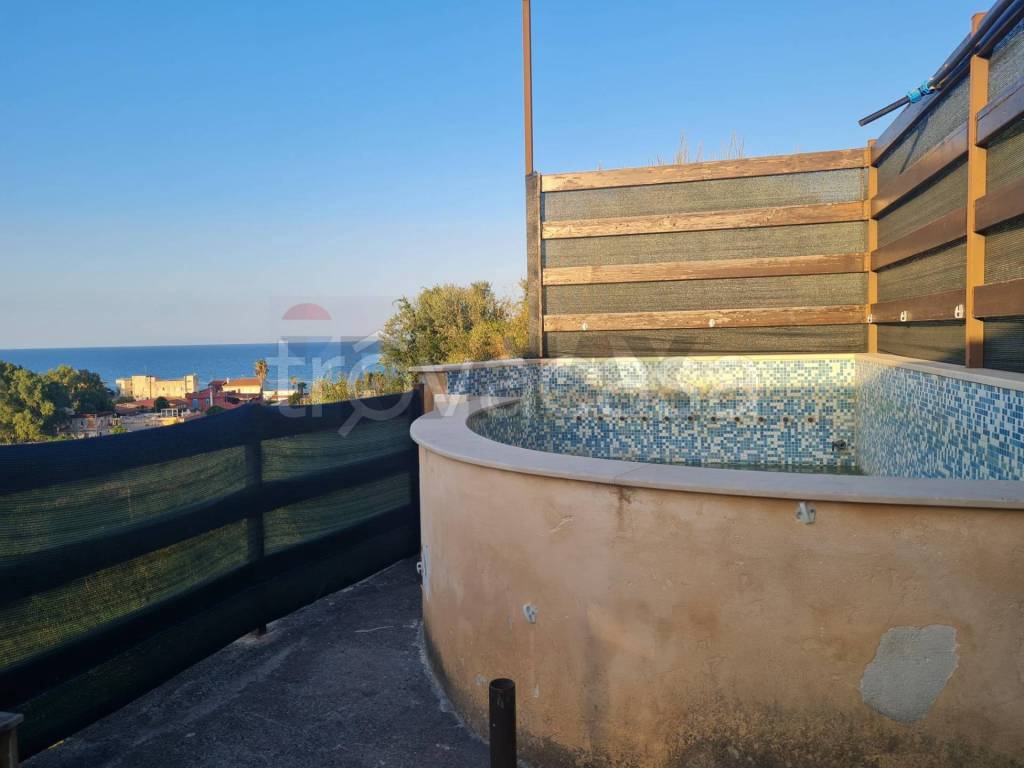 casa indipendente in vendita ad Augusta