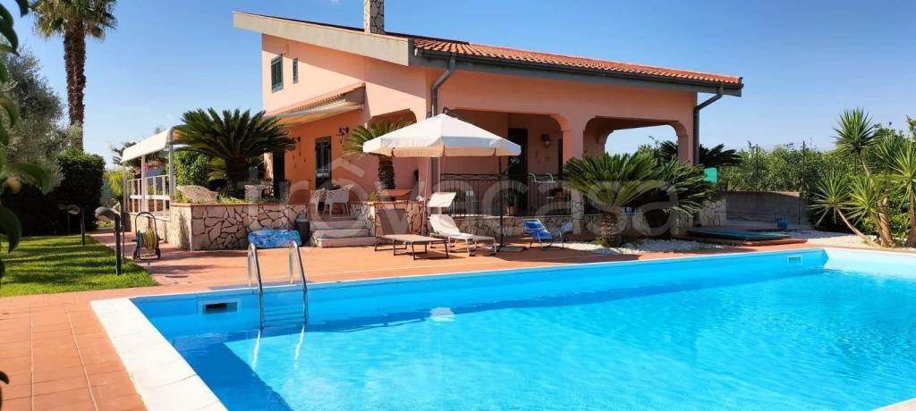 casa indipendente in vendita ad Augusta