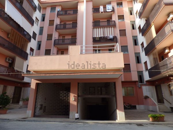 locale di sgombero in vendita ad Augusta