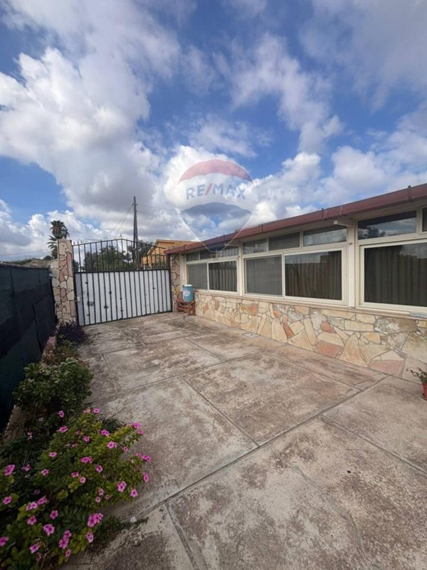casa indipendente in vendita ad Augusta