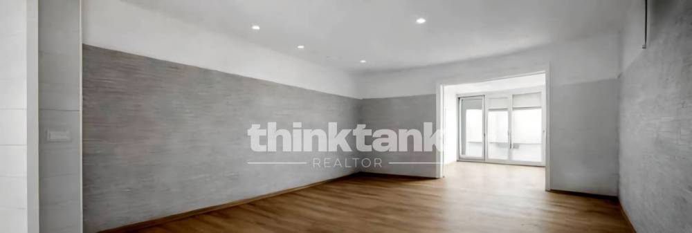 locale commerciale in vendita ad Augusta